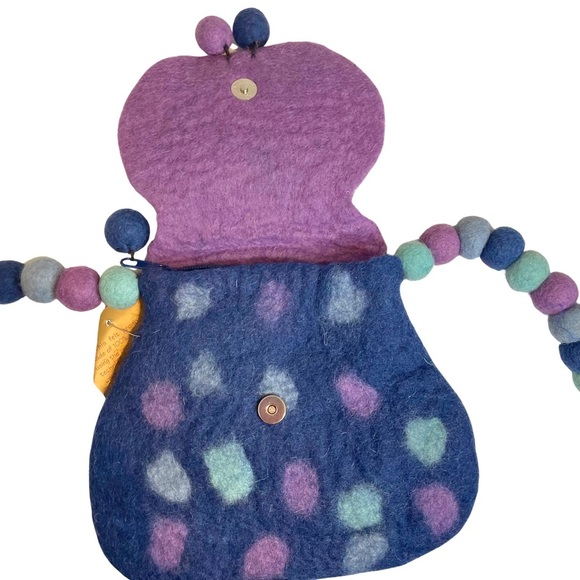 Rising Tide hand felted bag 100% sheep wool purple and blue felt shoulder strap - Picture 5 of 9